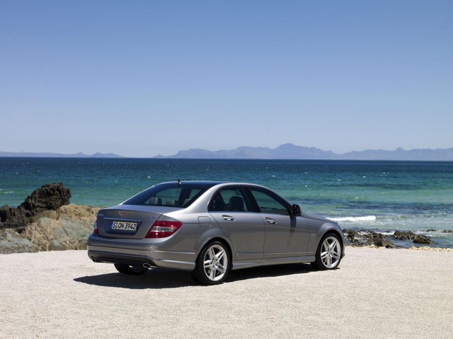  Mercedes-Benz C-Class 2007 года  (фото 195 из 413)